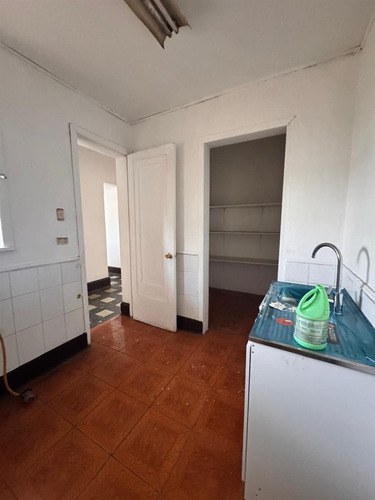 Departamento En Venta De 6 Dorm. En Concepción