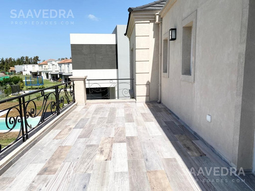 Imagen 22 de 30 de Casa En Venta Estilo Clásico. Barrio Tipas Lote Interno En Zona Bien Consolidada.