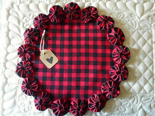 Primitive Country Red/black Check Homespun Fabric Candle M