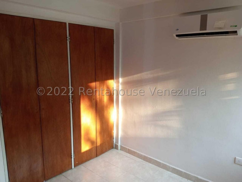 Imagen 7 de 13 de Leida Falcon Rentahouse Vende Townhouse En Tazajal Naguanagua 22-23079 Lf