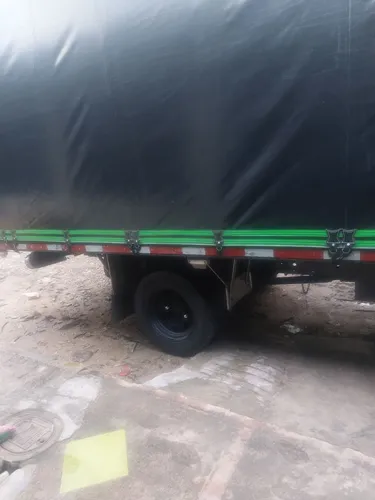 Camion Con Motor De Nkr Modelo 2012 Sin Restricciones