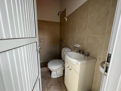 Imagen 26 de 26 de Casa En Venta En Excelente Estado En Burzaco