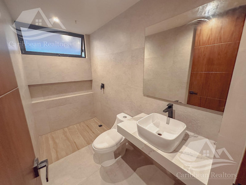 Casa En Venta En Via Cumbres Cancun