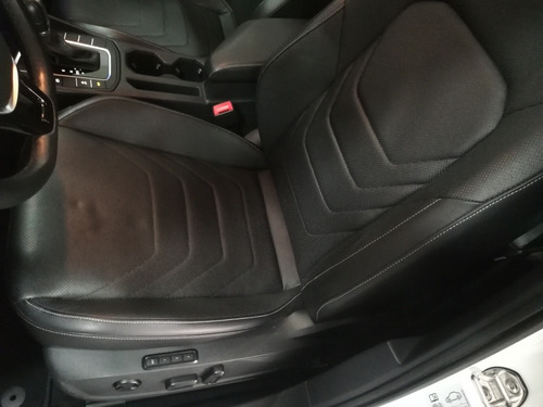 Imagen 5 de 15 de Volkswagen Jetta 2019 1.4 T Fsi Highline Tiptronic