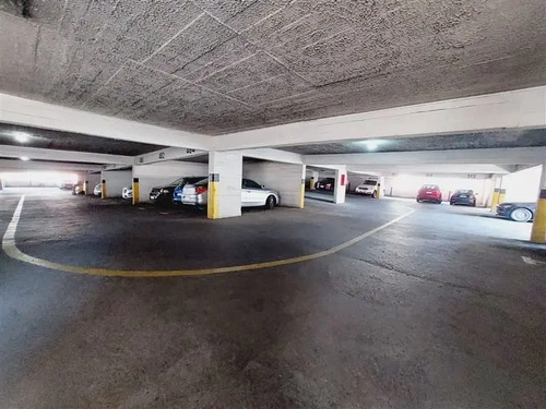 Estacionamiento En Venta Merced 645 Cubierto Y Conserjería