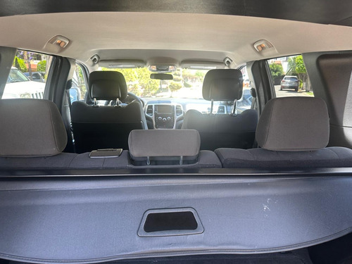 Jeep Grand Cherokee Laredo V6 Lujo 4x2 At