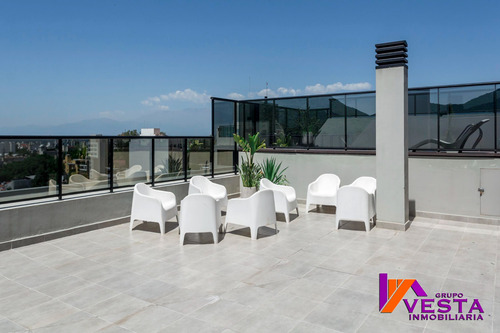 Venta Departamento De Categoria 1 Piso Con Cochera