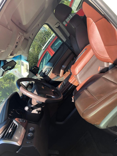 Imagen 7 de 13 de Chevrolet Tahoe 5.3 Ltz V8 4x4 At 2015