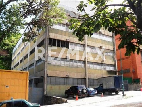 Local Comercial En Alquiler En Palo Verde 105mts/1b