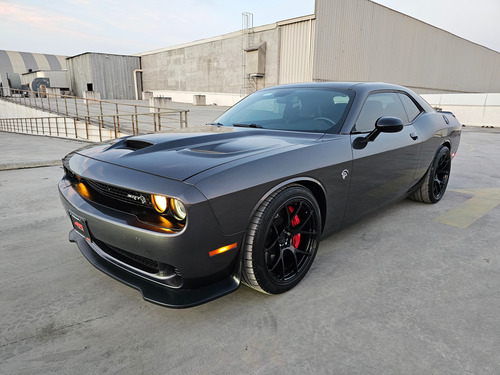Dodge Challenger 6.2 Srt Hellc At