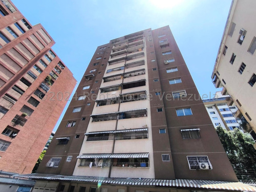 Apartamento En Venta, La Urbina #24-23066
