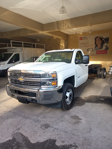 Imagen 1 de 8 de Chevrolet Silverado 3500 Chasis Largo Año 2015