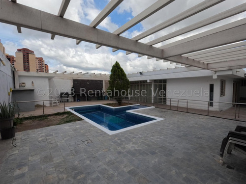  *mm&ne/ Linda Cómoda  Casa Con Amplios Espacios Piscina Y Mas  En Venta. Los Libertadores Barquisimeto  Lara, Venezuela. Maribelm & Naudye./ 3 Dormitorios  4 Baños  525 M² 