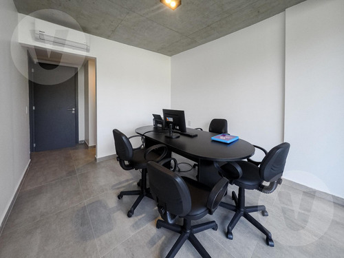 Departamento En Venta - Canning, Cabral 3300