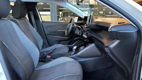 Peugeot 208 1.6 Style Tiptronic
