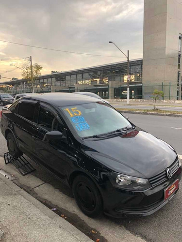 Volkswagen Voyage 2015 1.0 Trendline Total Flex 4p