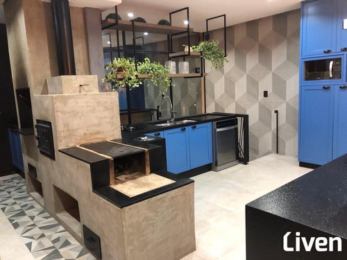 Imagem 9 de 30 de Maravilhosa Casa De 520m² Com 5 Suítes, Amplo Quintal, Área Gourmet, Piscina, 4 Vagas No Urbanova - 9400