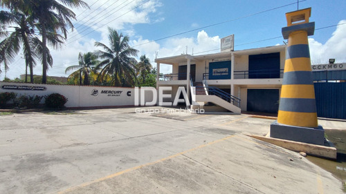 Ideal Vende Galpon De 323m2, Deposito De 170 M2 Y 3 Apartamentos En Plena Carretera Nacional Tucacas.