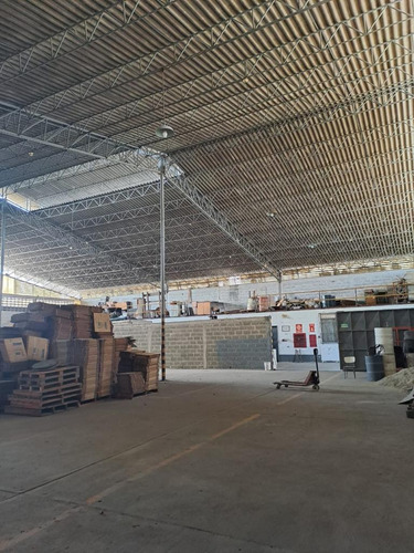 Venta De Galpón En La Zona Industrial Los Naranjos En Guarenas Jm