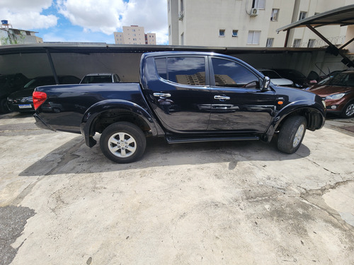 Mitsubishi L200 3.2 Triton Hpe Cab. Dupla 4x4 Aut. 4p