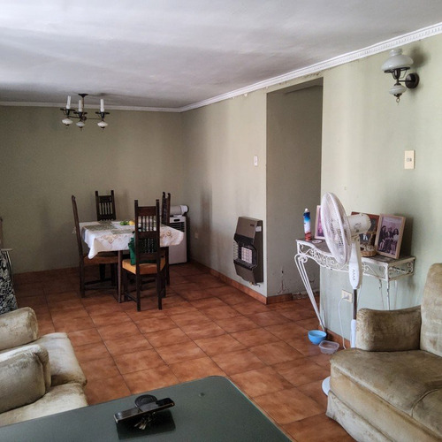 Casa De 1 Piso En Excelente Sector De Macul