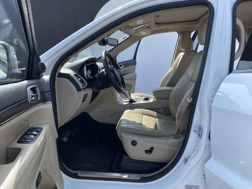 Imagen 9 de 12 de Jeep Grand Cherokee 2017 Blindado 5p Limited Lujo 4x4 V8