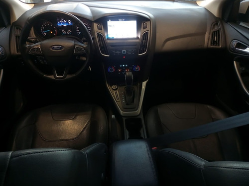 Imagen 12 de 15 de Ford Focus Se Plus 5p At 2017 Taraborelli Usados Entre Rios