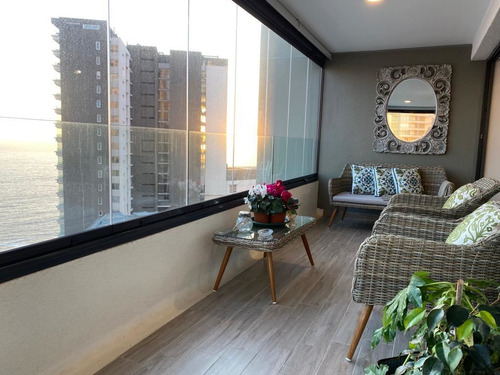 Departamento En Venta De 3 Dormitorios E. Eluchans Reñaca