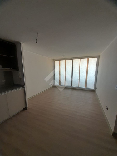 Departamento En Venta De 2 Dorm. En Maipú