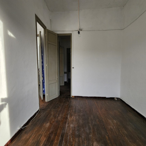 Imagen 11 de 19 de Alquiler Casa De Altos En Codón 2 Dormitorios Y Azotea De Uso Exclusivo.