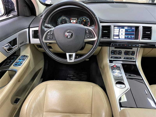 Imagem 13 de 15 de Jaguar Jaguar Xf 2.0 Luxury 2015
