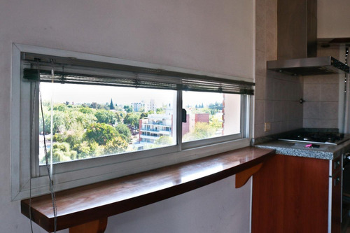 Departamento En Venta - 2 Dormitorios 2 Baños - Cochera - 82mts2 - Monte Grande, Echeverría