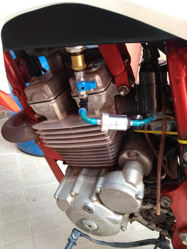 Honda Tornado