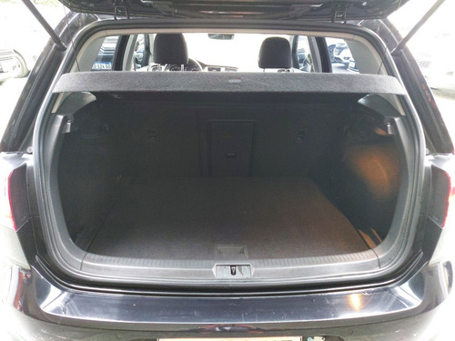 Imagen 15 de 16 de Volkswagen Golf Comfortline Manual