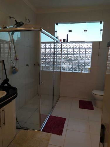 Imagem 14 de 16 de Casa Confortável Bairro Iguaçu
