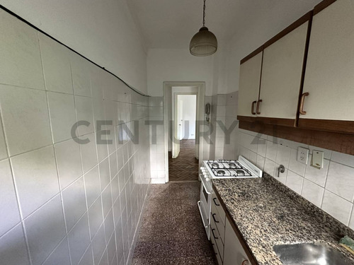 Venta Departamento 2 Ambientes Con Balcon - Flores