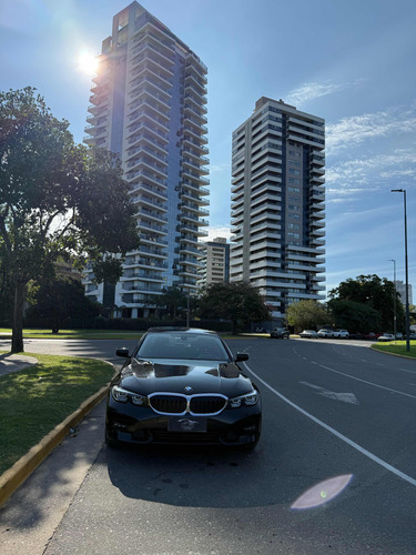 BMW Serie 3 3.0 330i Sedan Sport Line 252cv