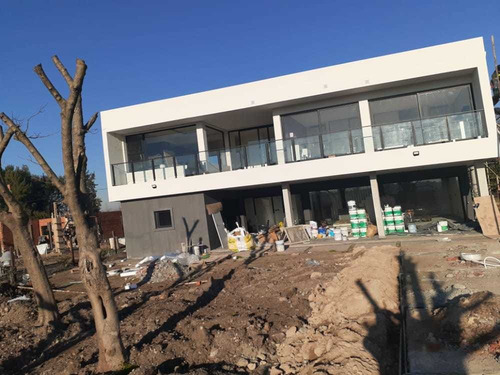 Imagen 10 de 10 de Mano De Obra Us 200 Xmtrocuadrado