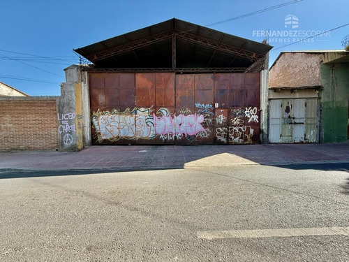 Los Andes - Vende | Arrienda Propiedad Con Galpón De 135m2