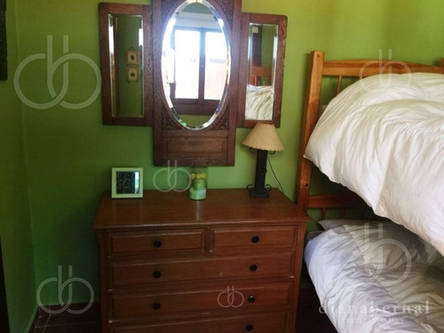 Punta Del Este, Casa De 3 Dormitorios Y Dependencias En Mansa Con Piscina Climatizada.- Ref: 43189
