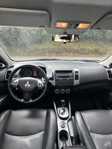 Mitsubishi Outlander 3.0 gasolina