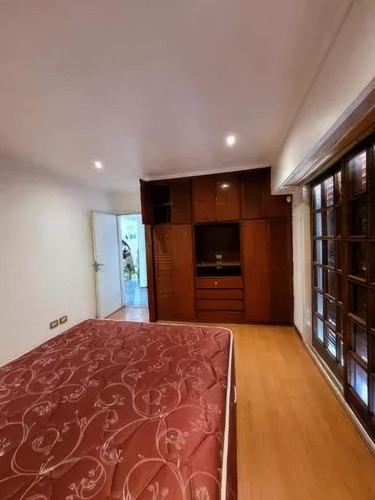 Casa En Venta - 2 Dormitorios 2 Baños - 220mts2 - Caseros