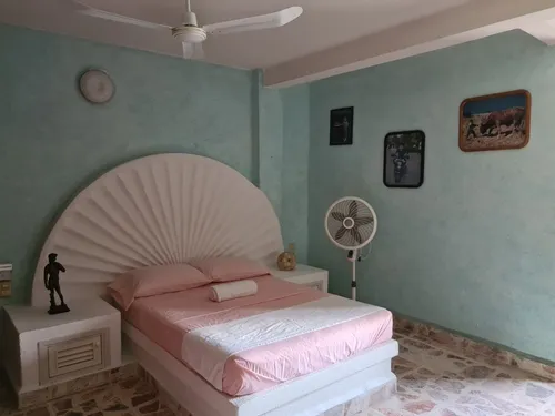 Hermosa, Grande Y Fresca Casa A Siete Minutos De La Playa