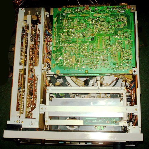 U Matic Player Sony Vp-9000p - Low / High Band