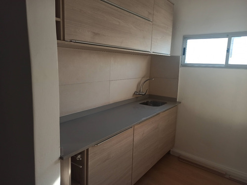 Imagen 10 de 19 de Alquiler Apartamento De 2 Dormitorios Y Parrillero Malvin