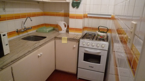 Apartamento En Aidy Grill, 2 Dormitorios *- Ref: 49373