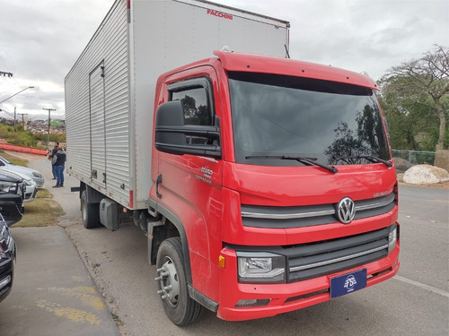 Imagem 2 de 14 de Volkswagen 1180 11 180 4x2 Baú 6,20m Fs Caminhoes