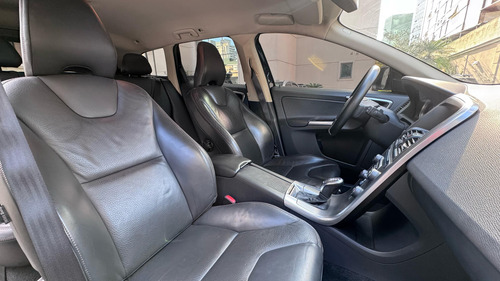 Volvo XC60 2.0 T5 Dynamic 5p