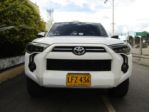 Toyota 4Runner 4.0 Sr5 Fl 7psj