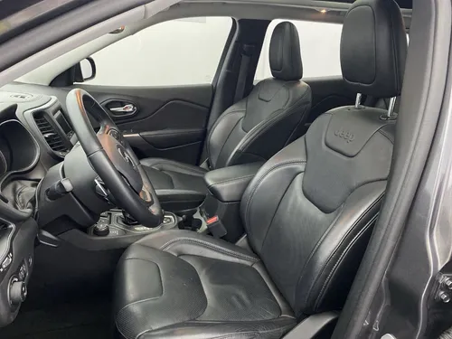 Jeep Cherokee 3.2 At 2019